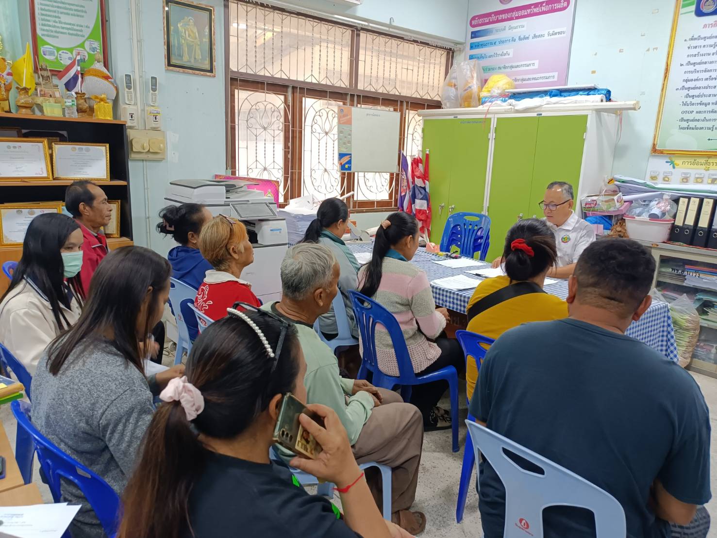 สร้างความเข้าใจและทำสัญญาเงินทุนหมุนเวียนกองทุนพัฒนาบทบาทสตรีจังหวัดหนองบัวลำภู จำนวน 2 สัญญา ของอำเภอนาวัง